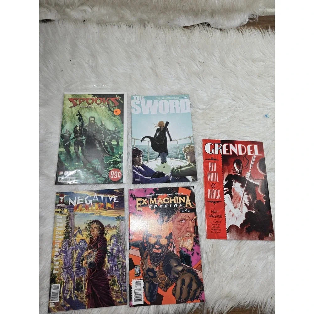 Indie Comics - 25 Comic Books! BIG NAMES Assortment Comics Great Condition! B11
